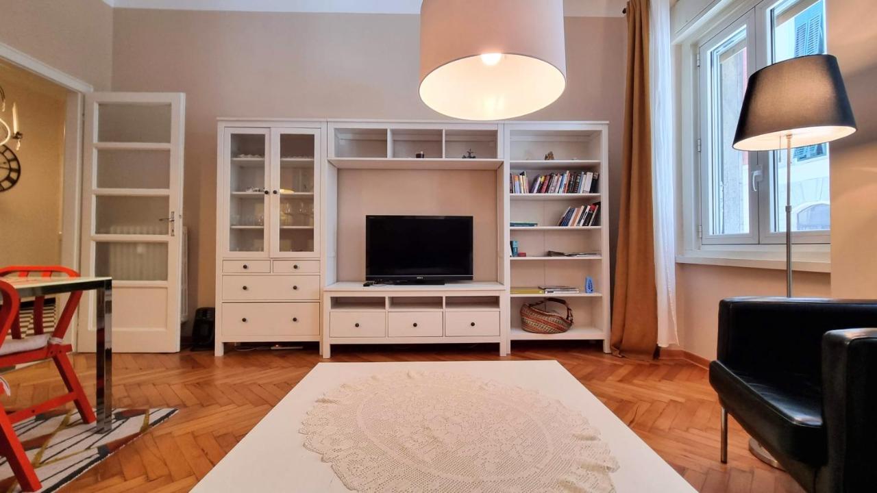 Via Gatteri 60 Apartment Триест Екстериор снимка